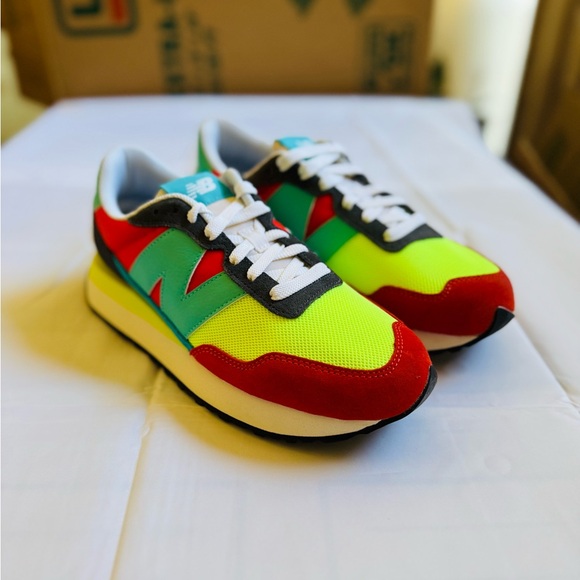 New balance 237 new in box - Picture 2 of 6